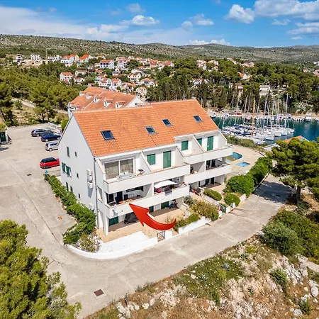 Grego Milna (Brac)