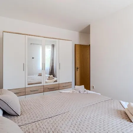 Grego Apartman