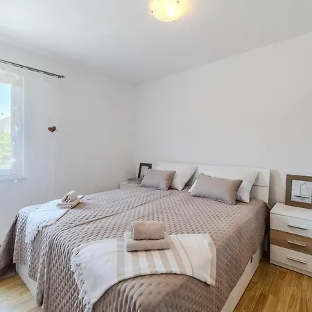 Apartman Grego *