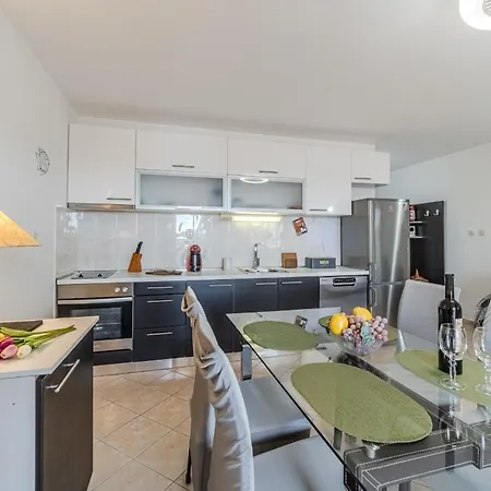 Apartman Grego *